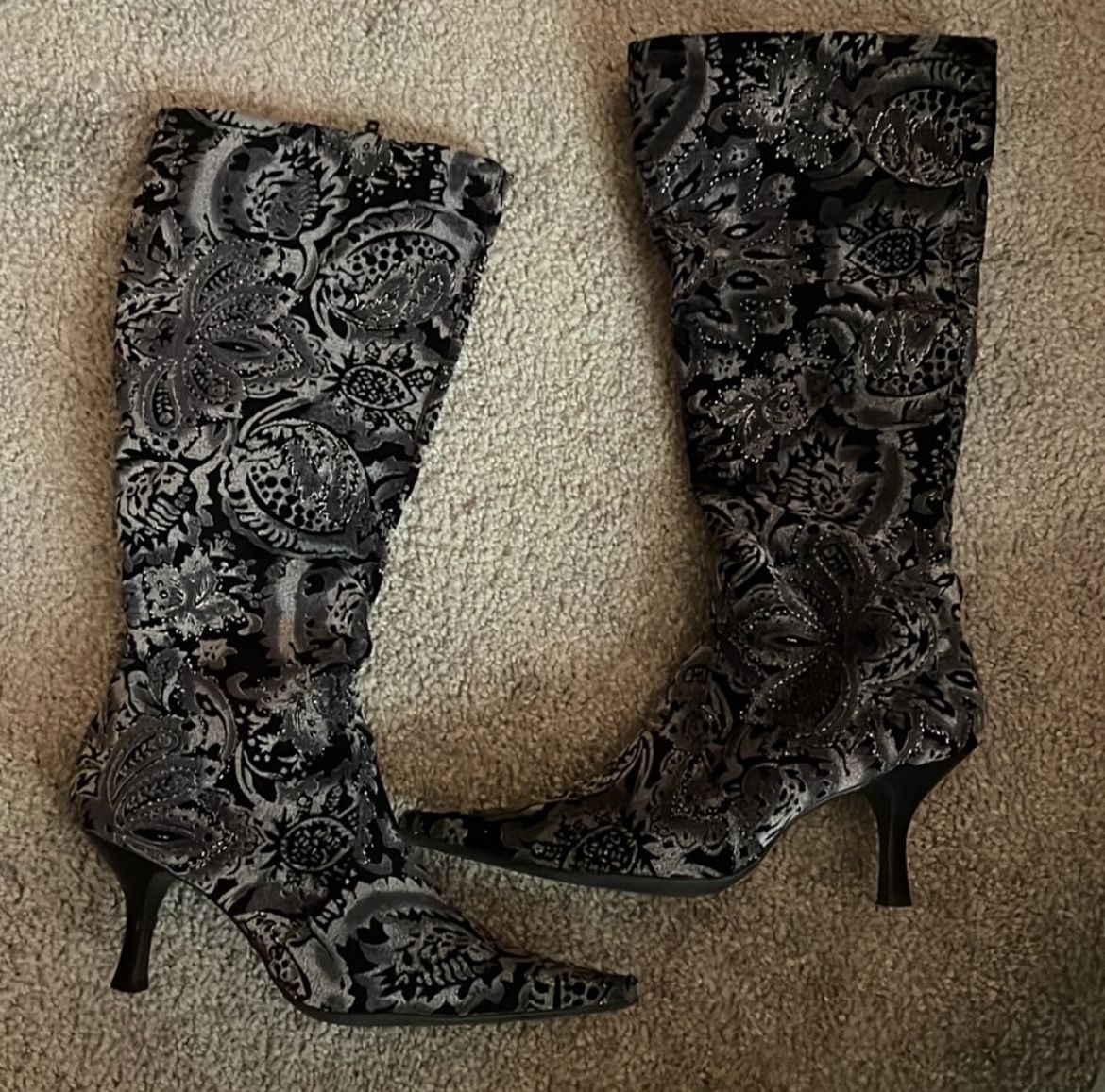 Black Grey Silver Paisley Floral Print Velvet Pointed Toe Kitten Heel Knee Boots