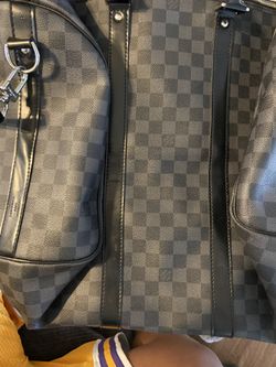 Lv  Duffel Bags 