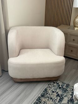 Accent Chair with Wood Base teddy bear Boucle