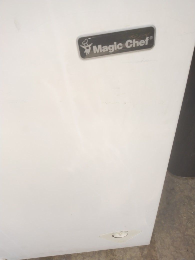 Freezer Magic Chef