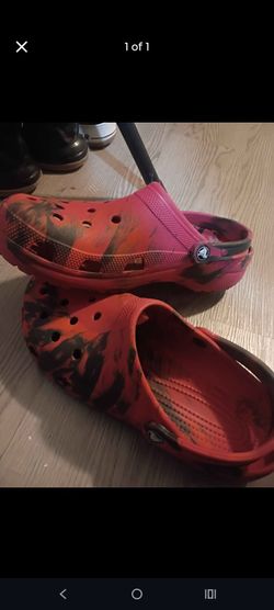 Men Crocs