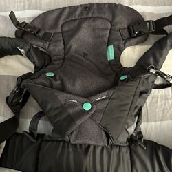 Infantino baby carrier