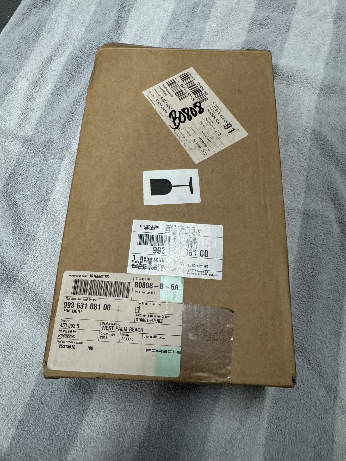 1(contact info removed) Porsche 911 993 Fog Light Left OEM Used 993 631 081 00