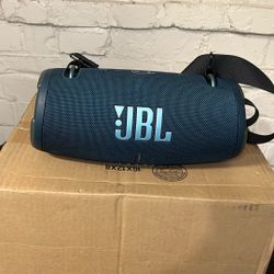 JBL Xtreme 3 Portable Bluetooth Speaker