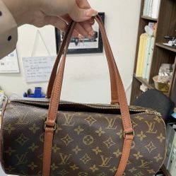 Authentic Louis Vuitton Papillion Handbag