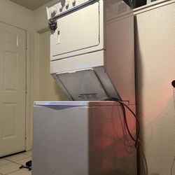 Whirlpool Electric Washer And Dryer 