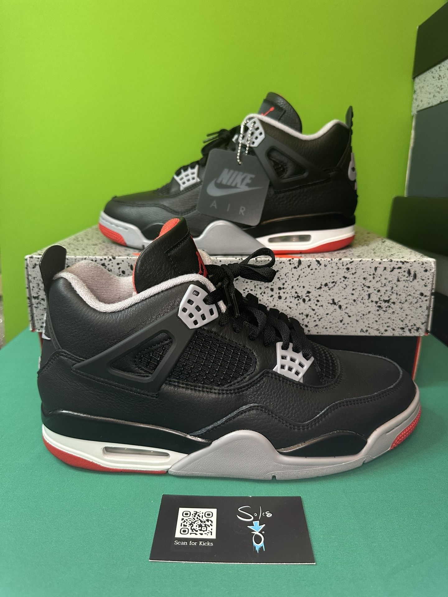 Air Jordan 4 Retro “Bred Reimagined” VNDS Size 9.5 OG ALL FV5029-006