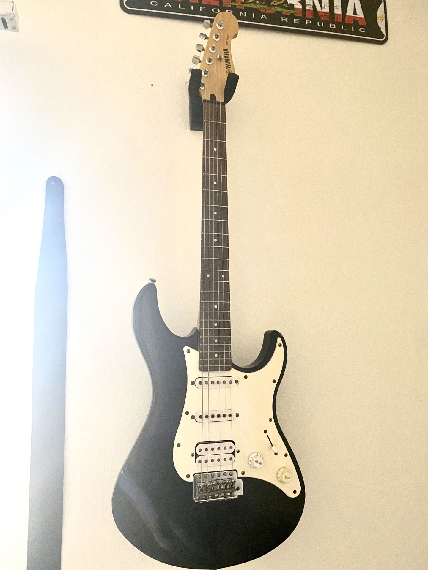 Yamaha Electric Guitar