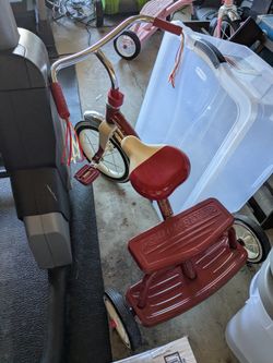 Radio Flyer Tricycle Red Classic