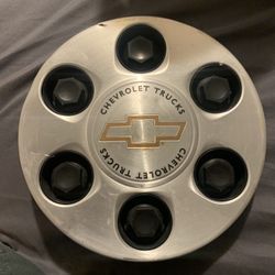 One ☝🏽 Chevy Cap 