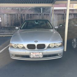2003 BMW 530i