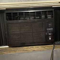 Air Conditioner With Remote