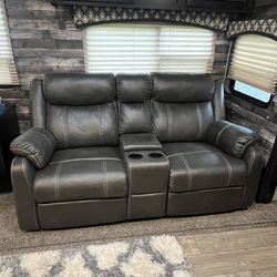 Reclining Couch/sofa