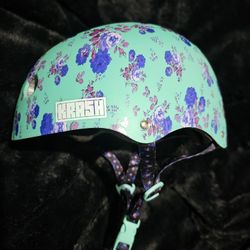 KIDS HELMET
