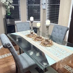 Dining table set