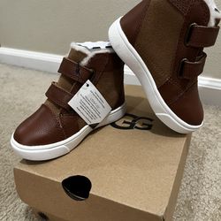 New In Box UGG Toddler Boots
