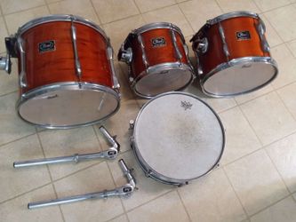 Pearl drums.....