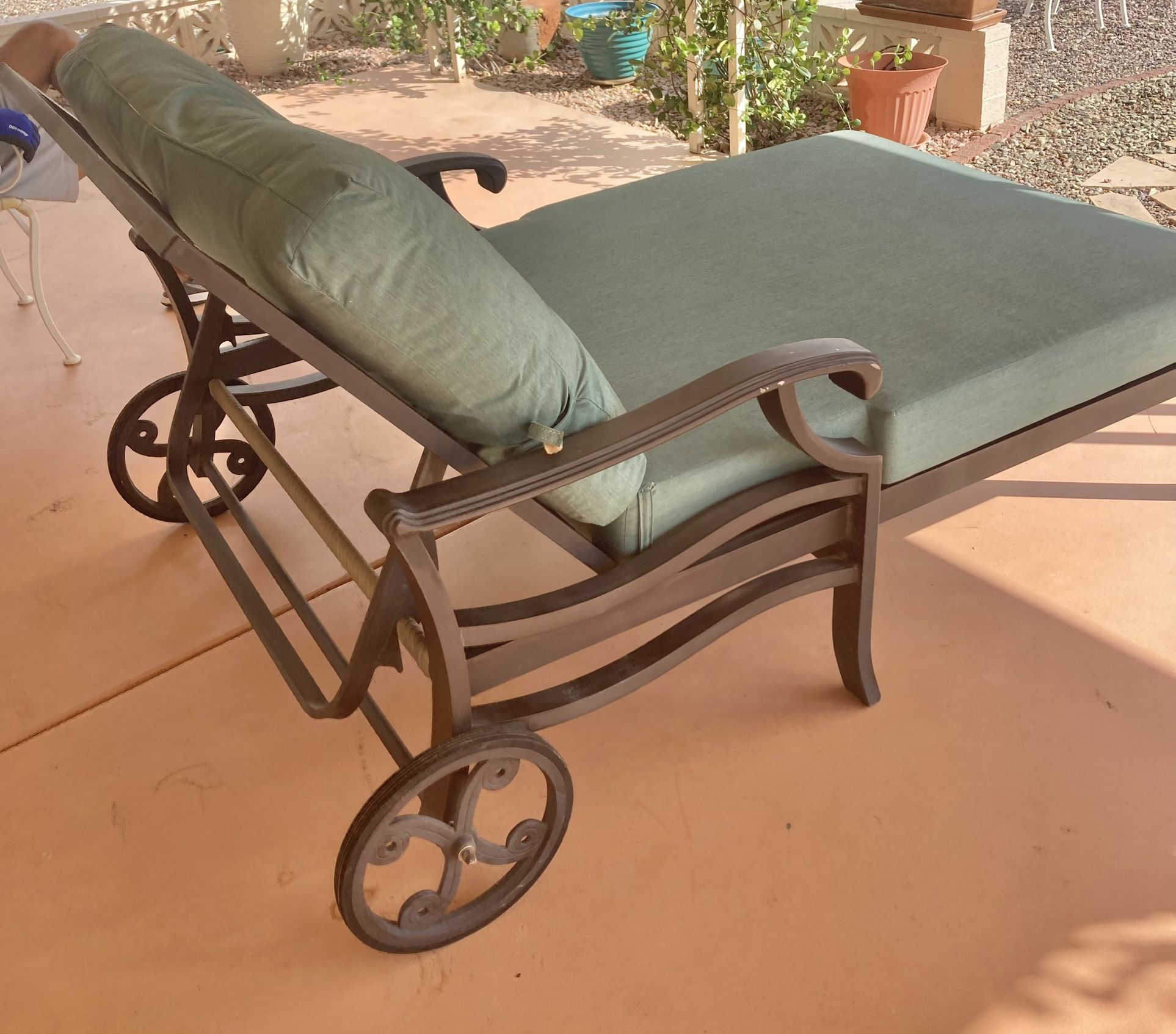 Double Chaise Lounge