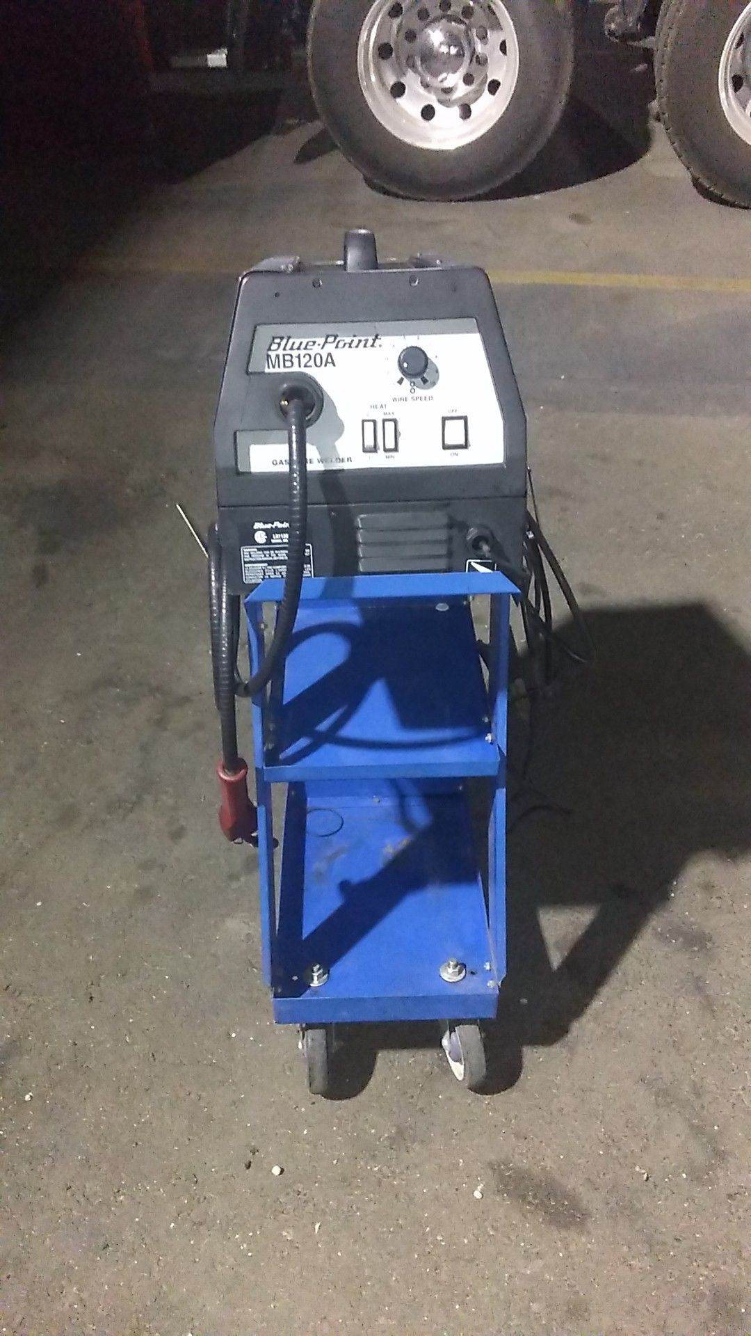Blue point 110 volt mb120amp might welder with cart and full sized argon talk