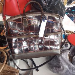 Dooney & Bourke Handbag 