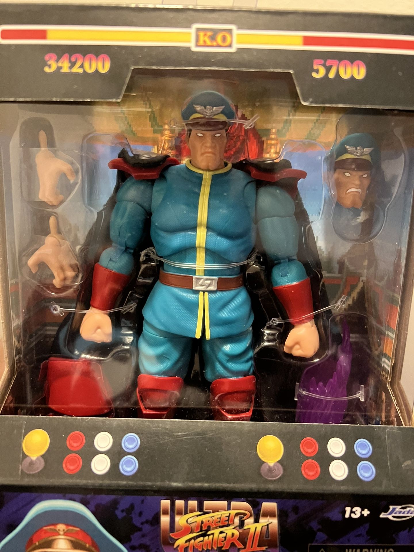 Jada Street Fighter M Bison