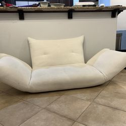 White Floor Futon