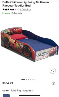Toddler Bed-Lightning McQueen Racecar