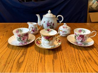 Royal Patrician Staffordshire England Fine Bone China Tea Set
