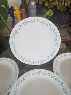 Corelle by Corning Dinner Plates Country Cottage selling as it is total 11 plates