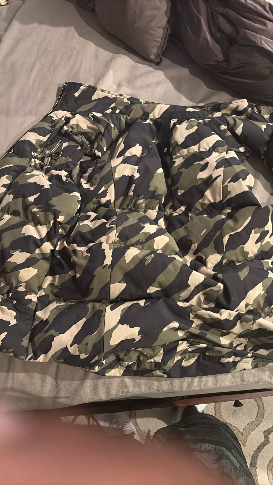 Camo Mens Moose Knuckles Vest