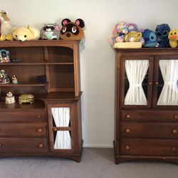 Juvenile Dresser, Hutch and Shelf 3pc Set 