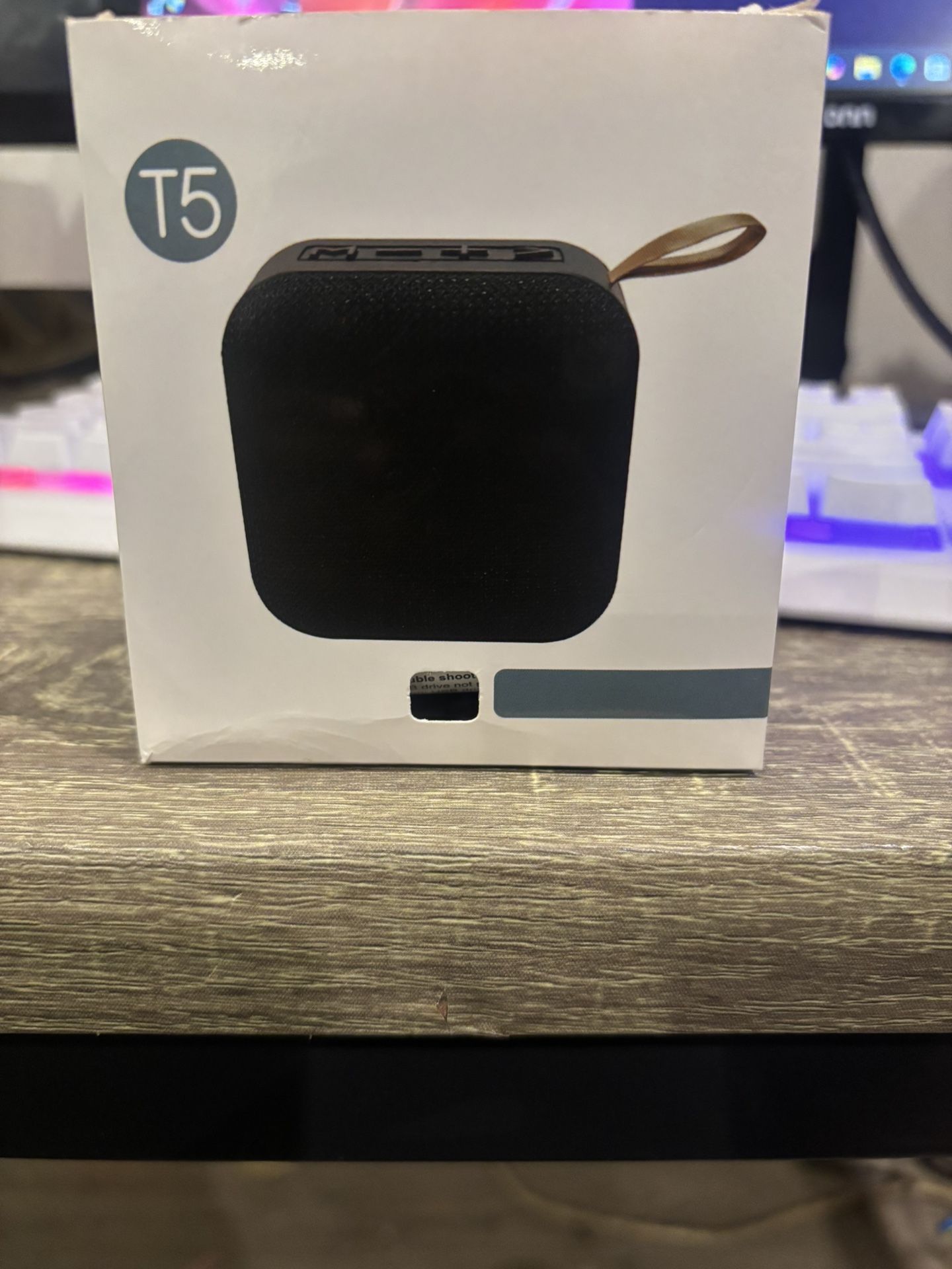 Mini wireless speaker