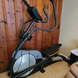 NORDITRACK ELLIPTICAL 