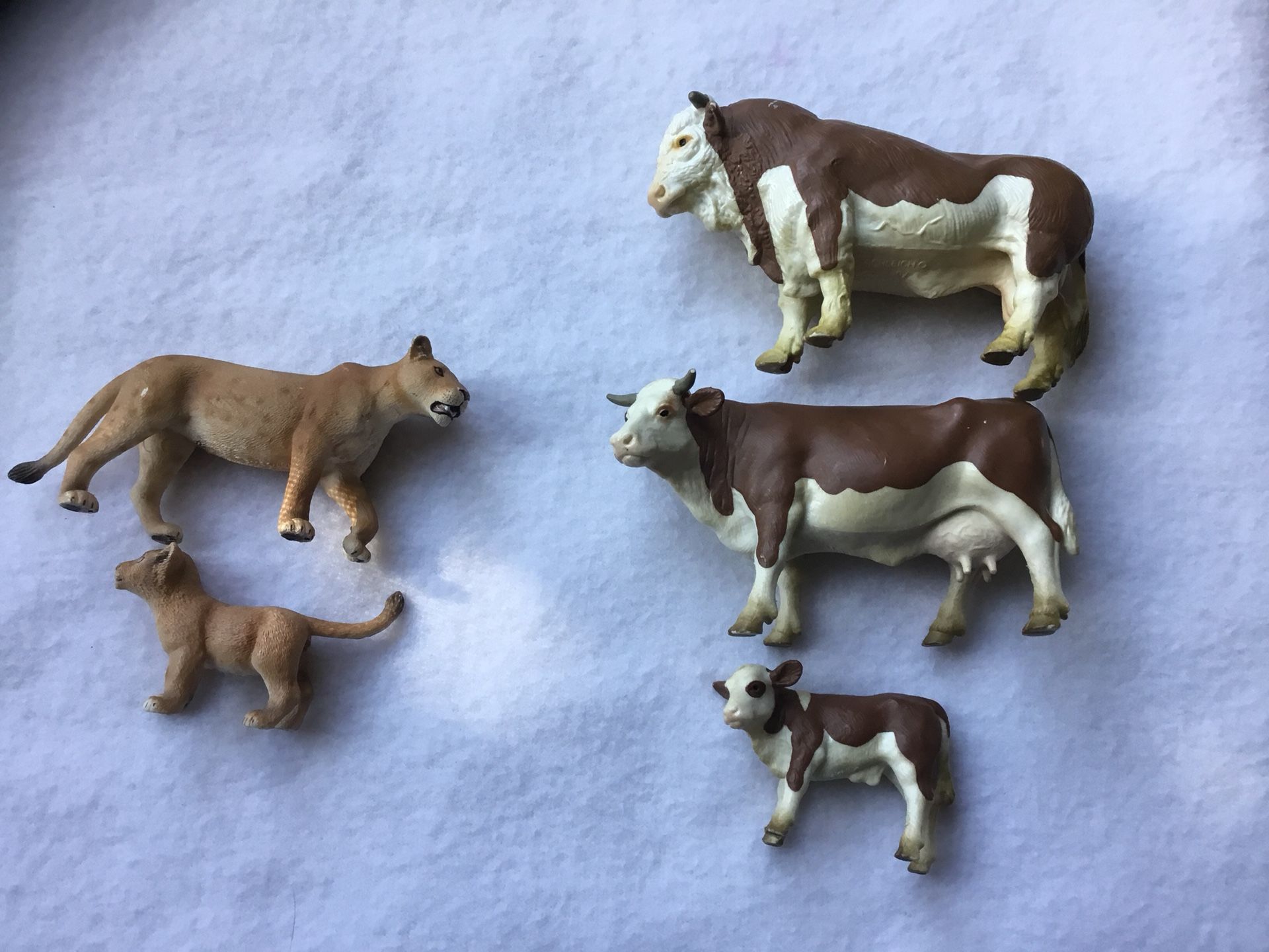 Schleich Animals - Cows & Mountain Lions