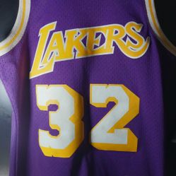 MAGIC JOHNSON throw back LAKERS JERSEY