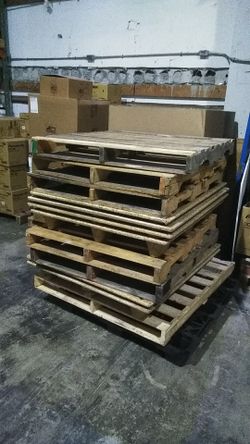 pallets varios
