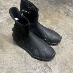 Scuba Boots Fourth Element 