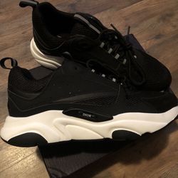 Dior B22 Black/White Size 10 for Sale in Gulfport, MS - OfferUp