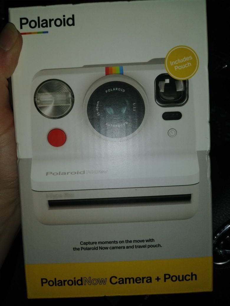 Polaroid Now Camera + Pouch Bundle