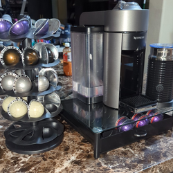Evoluo Titan Nespresso W/ Frother and Accessories