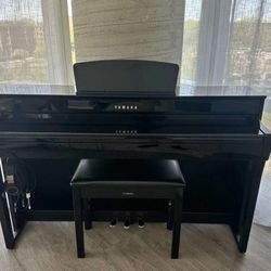 Yamaha-Clavinova-CLP-735-Digital-Piano