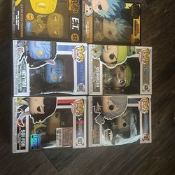 Funko pops with dds/ross stickers