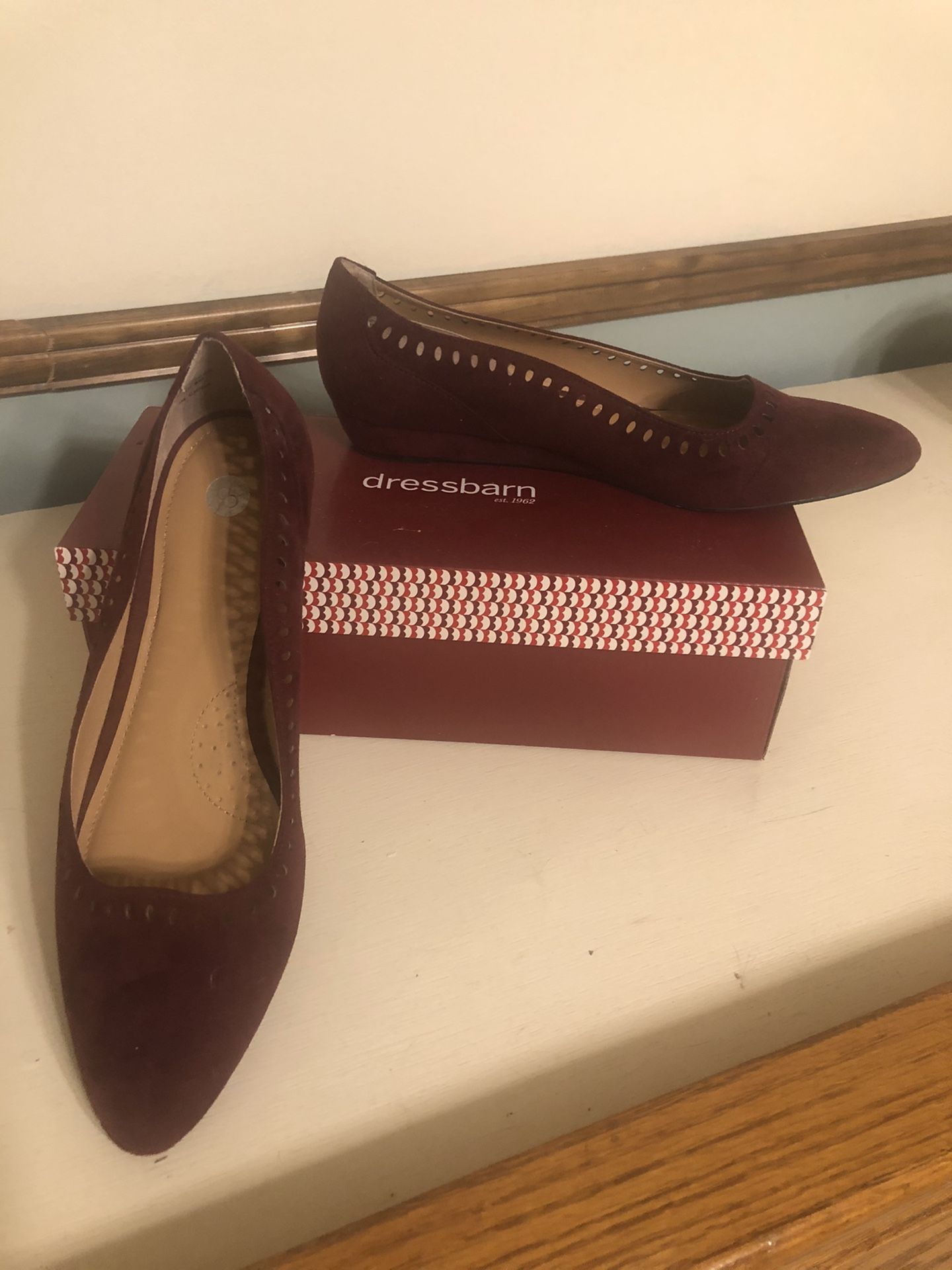 DressBarn Burgundy Velvet Wedged Slip Ons Never Worn