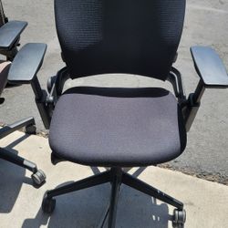 Steelcase Leap V2 Office Desk Gaming Chair 