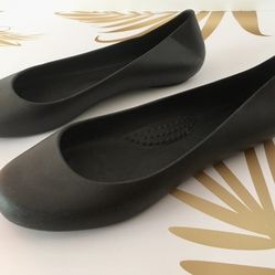 Black Flats, Size 6