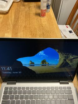 💻 Lenovo Yoga 720 13” Touchscreen Convertible Laptop - Excellent Condition