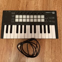 Novation Launchkey Mini 