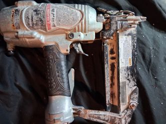 Nail gun
