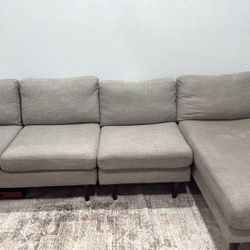 Chaise sectional sofa