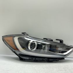 .2017-202 Hyundai Elantra RH HL